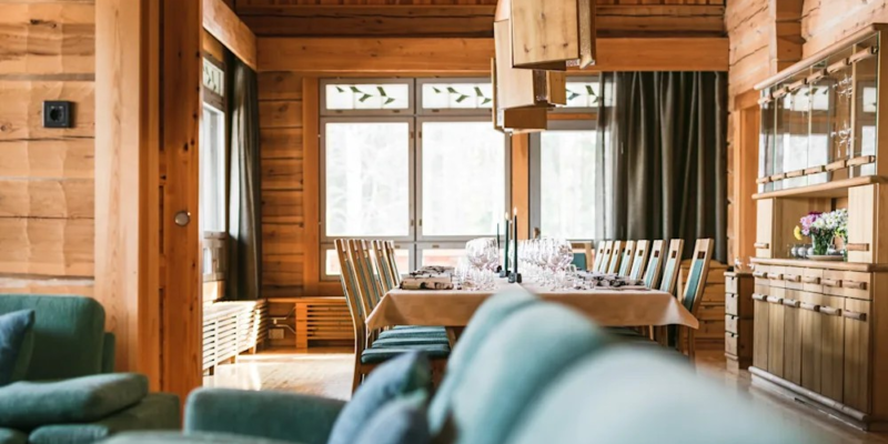 Sunday morning resort dining room